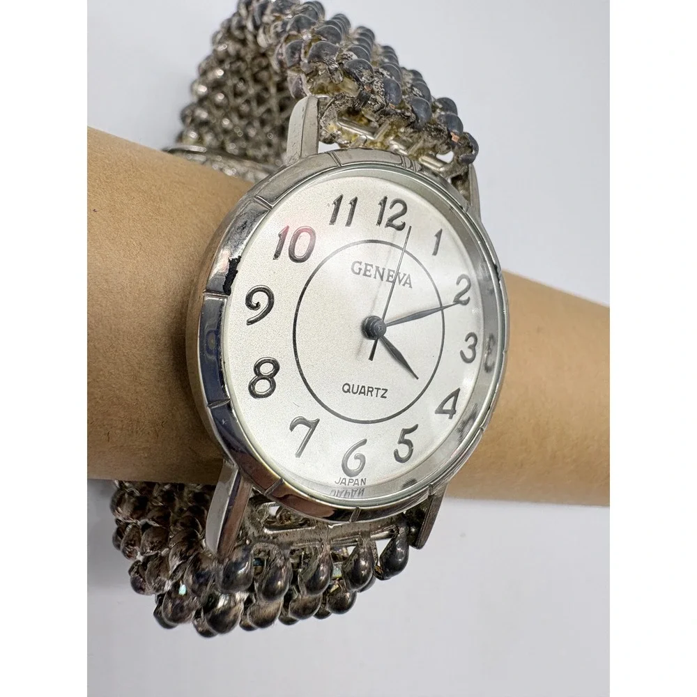 Geneva Quartz Watch Silver Tone Popcorn Mesh Magnetic Clasp Filigree Band Mens